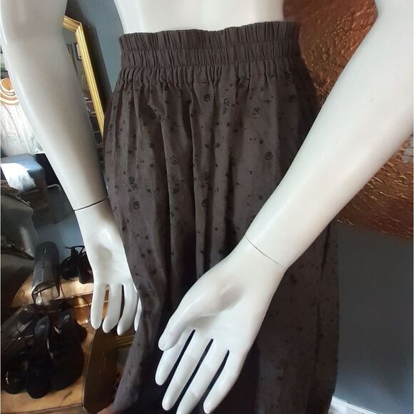 Kemi Telford 100% Full Maxi Skirt - Picture 4 of 13